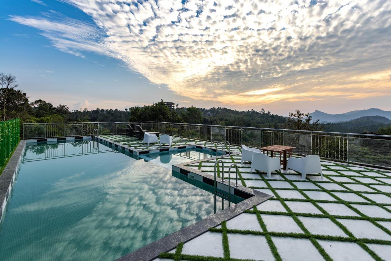 Hotel White House, Munnar Exterior foto